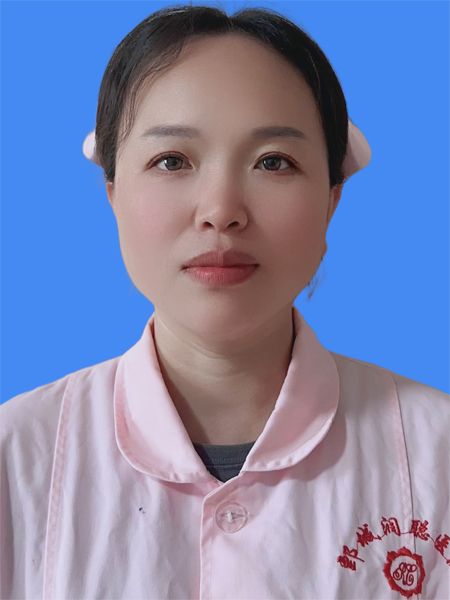 李海丽  护士