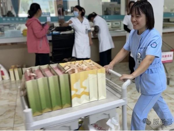 月满中秋情意浓，关怀备至暖人心——我院2025年中秋佳节员工福利发放活动
