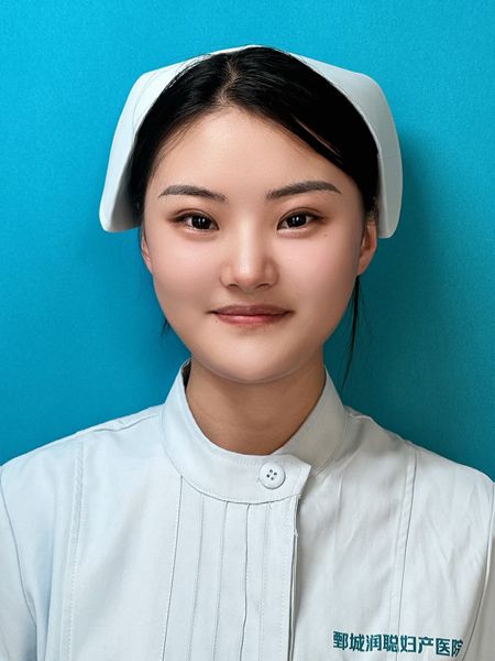 郭钦钦  护士