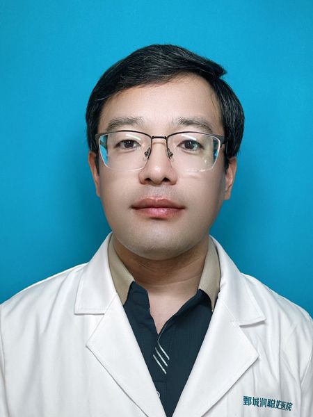 刘海虎  医师